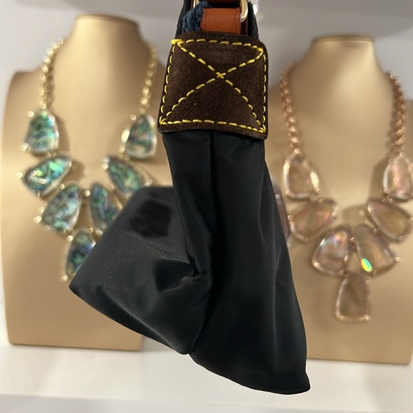 Dooney & Bourke Nylon Pouchette - New - Vintage - Picture 3 of 12